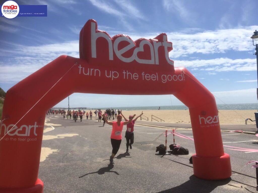 Inflatable Radio Heart Arch Beach
