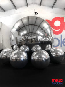 Inflatable Sphere Mirrors Mixed Sizes