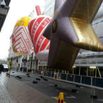 Inflatable popcorn, drink and star