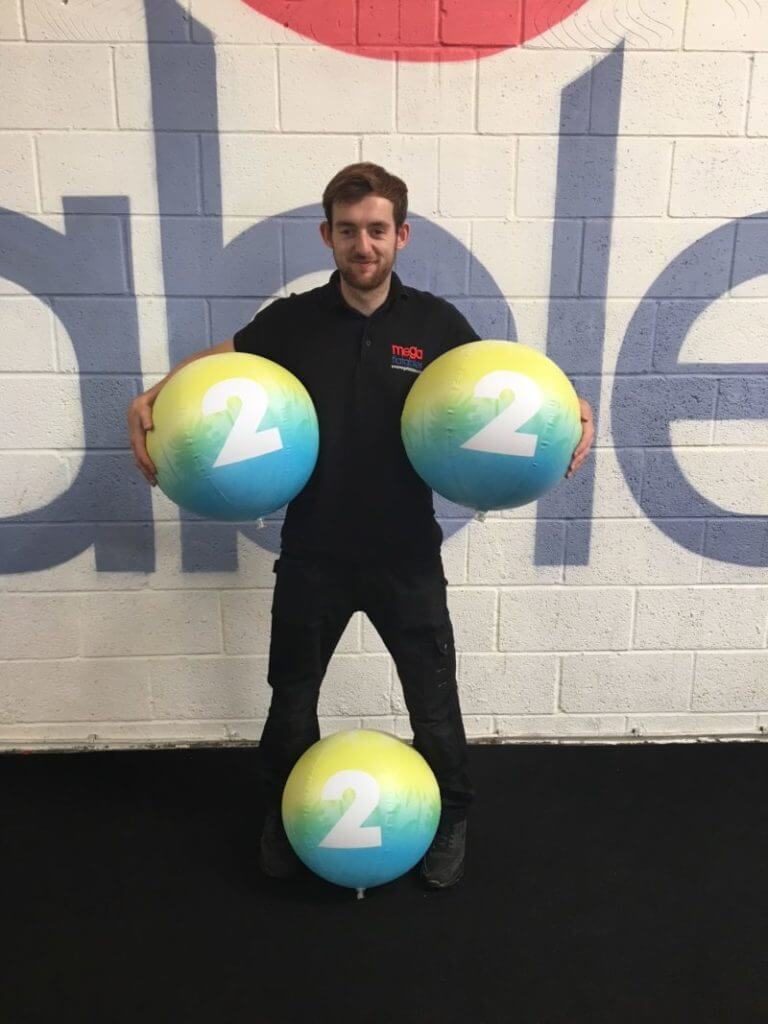 2 beach balls shop