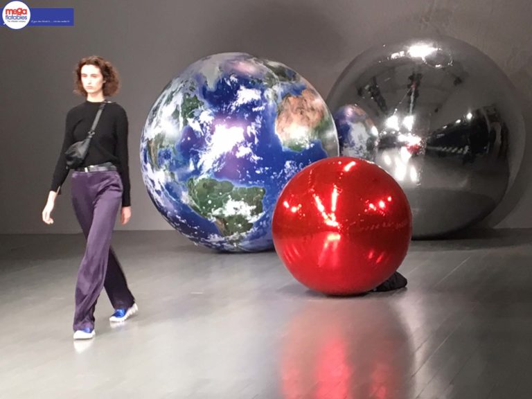Giant Inflatable Spheres