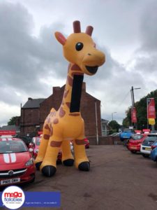 Giant Inflatable Animals for Hire, Giant Inflatable Giraffe by Megaflatables