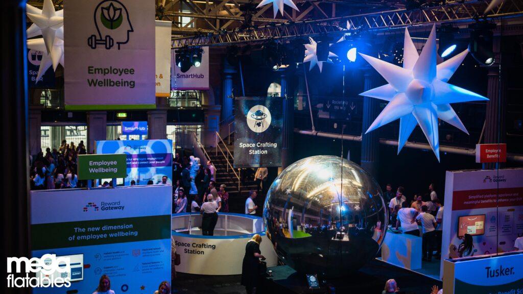 Giant inflatable stars