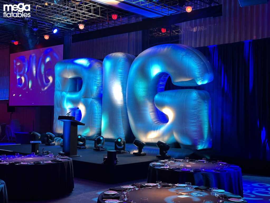Giant inflatable letters