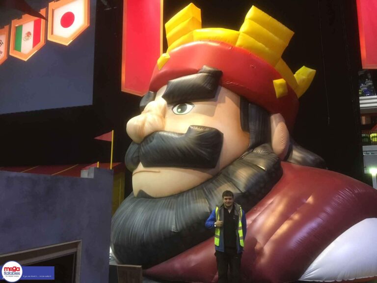 king inflatable chatacter